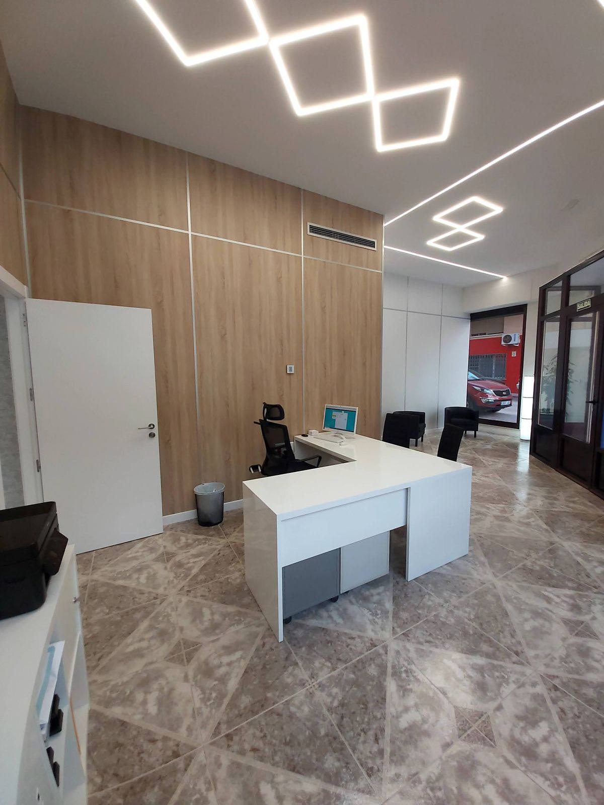 Recepción de la oficina de MJ Gestores en Caudete (Albacete)